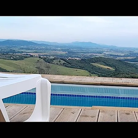 Apartment In Collina